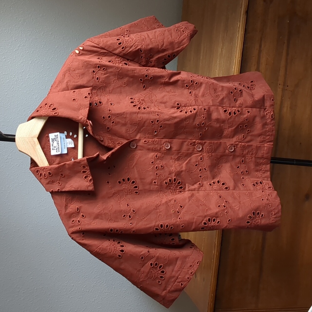 Rusty-colored Short Sleeve Button-down Shirt